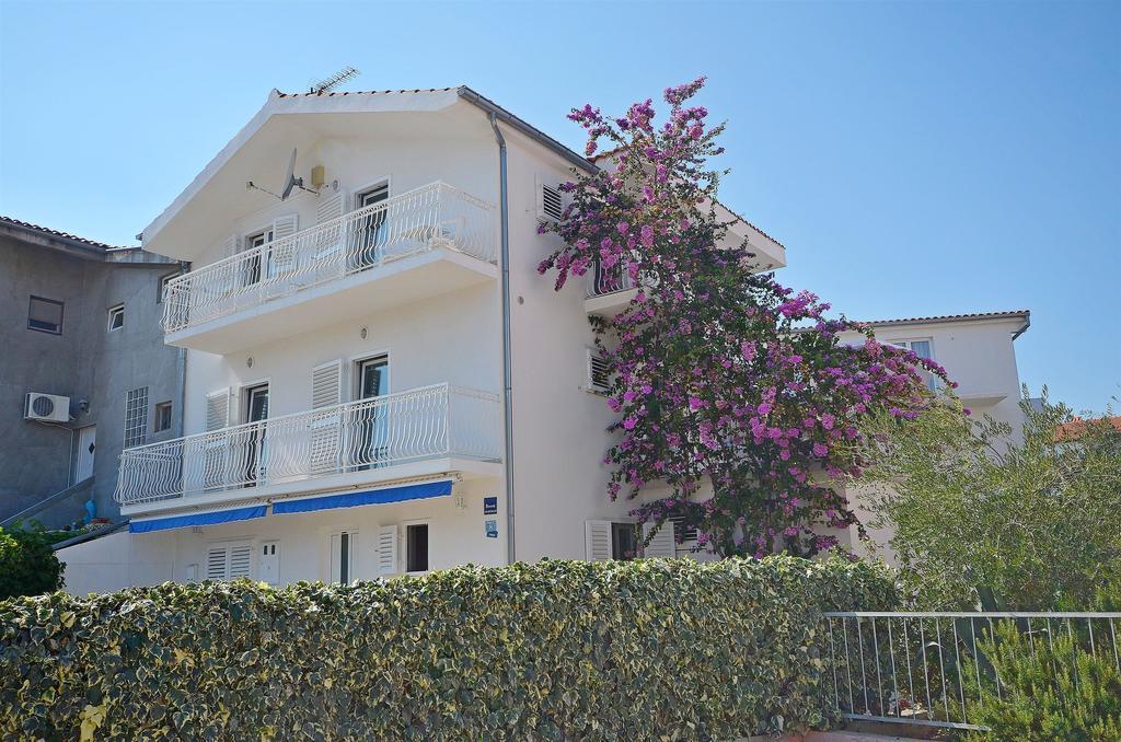 Apartments Sime Vodice Exteriör bild
